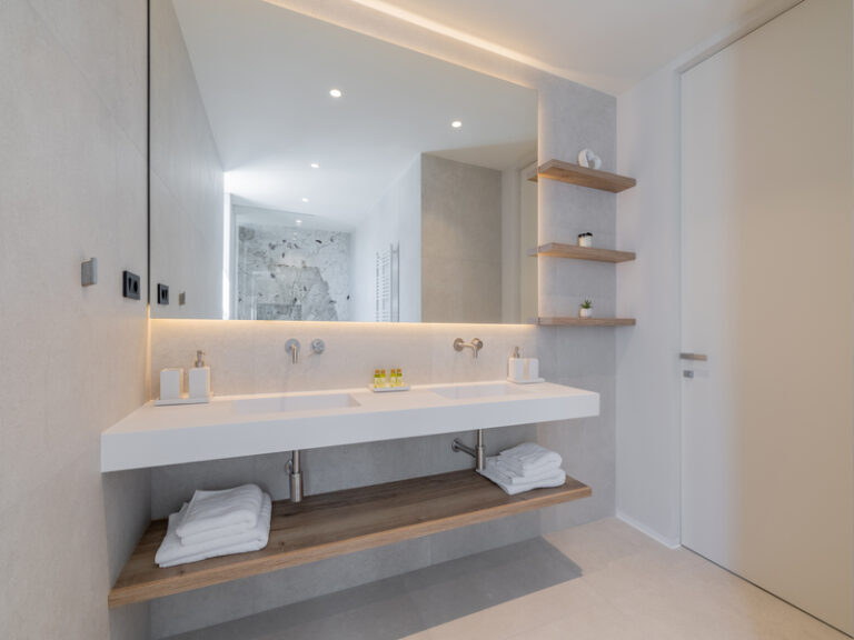bathroom master 1