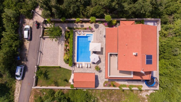 dron house view and pool