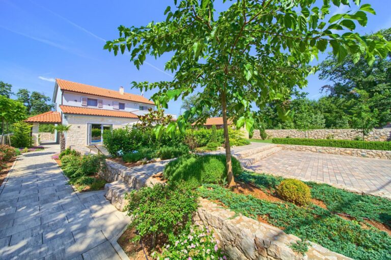 house and garden