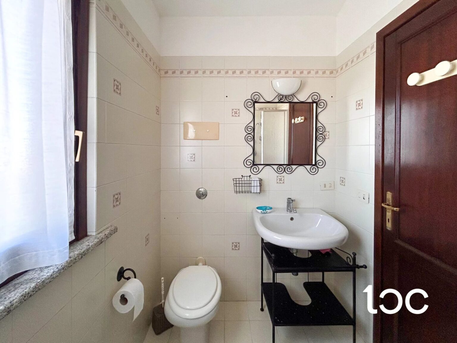 toilet