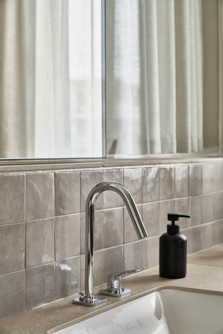 bathroom1