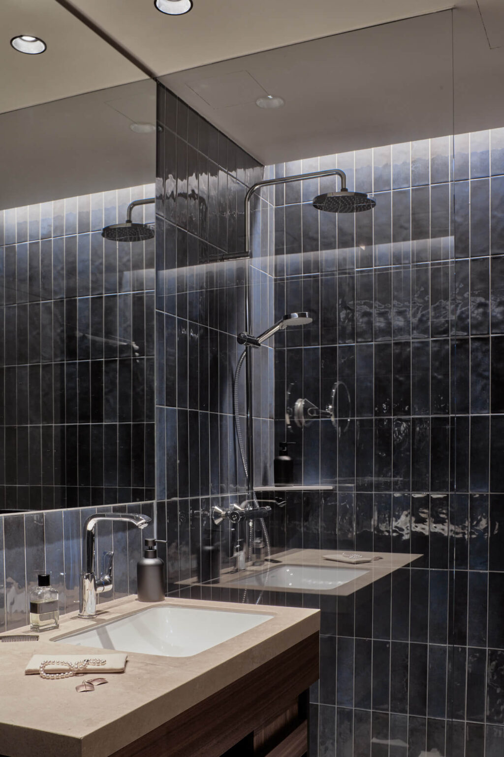 bathroom2