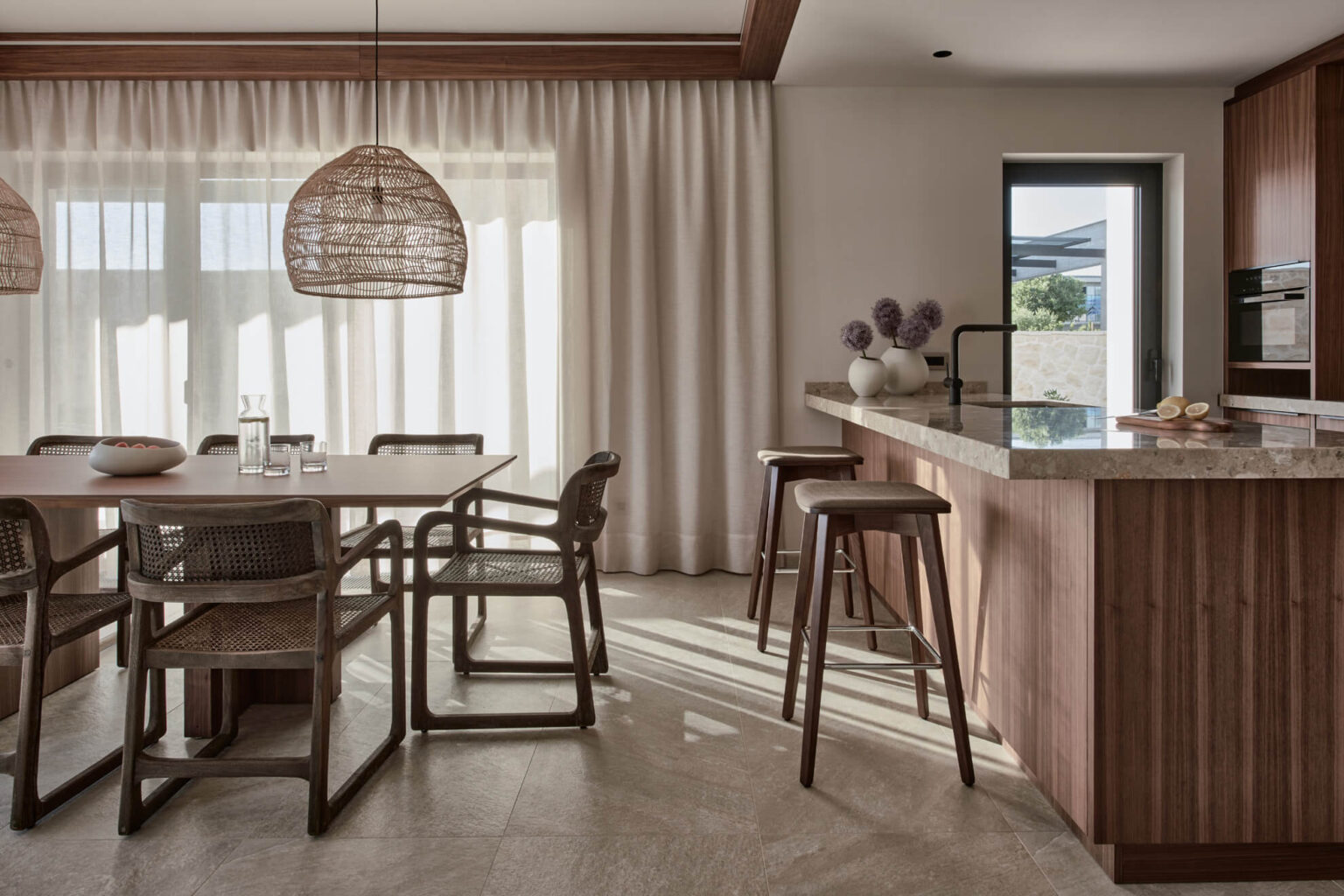 dining area2